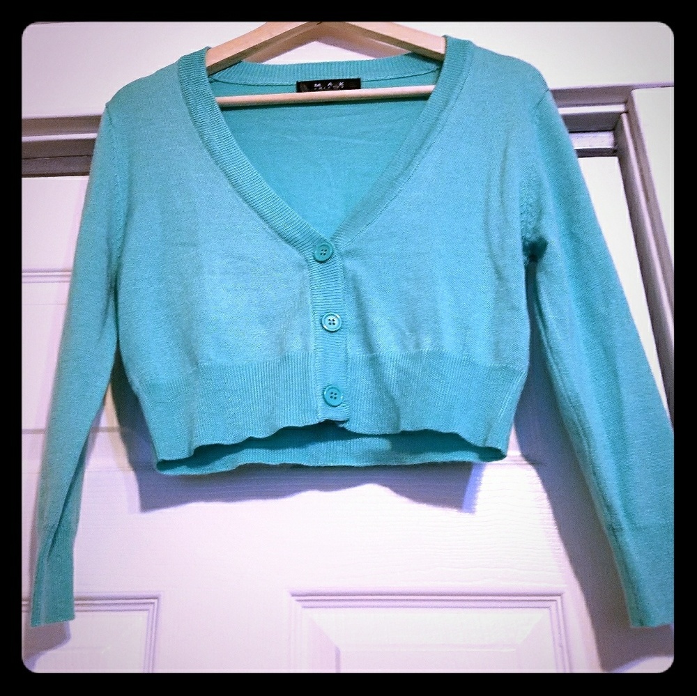 MAK Crop Sweater